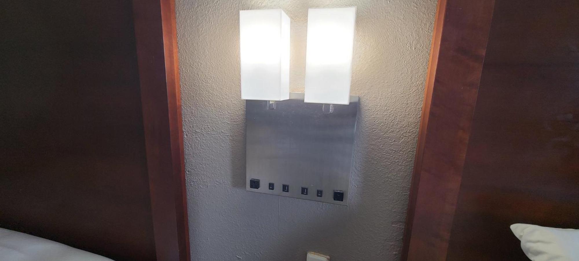 Econo Nc Lodge