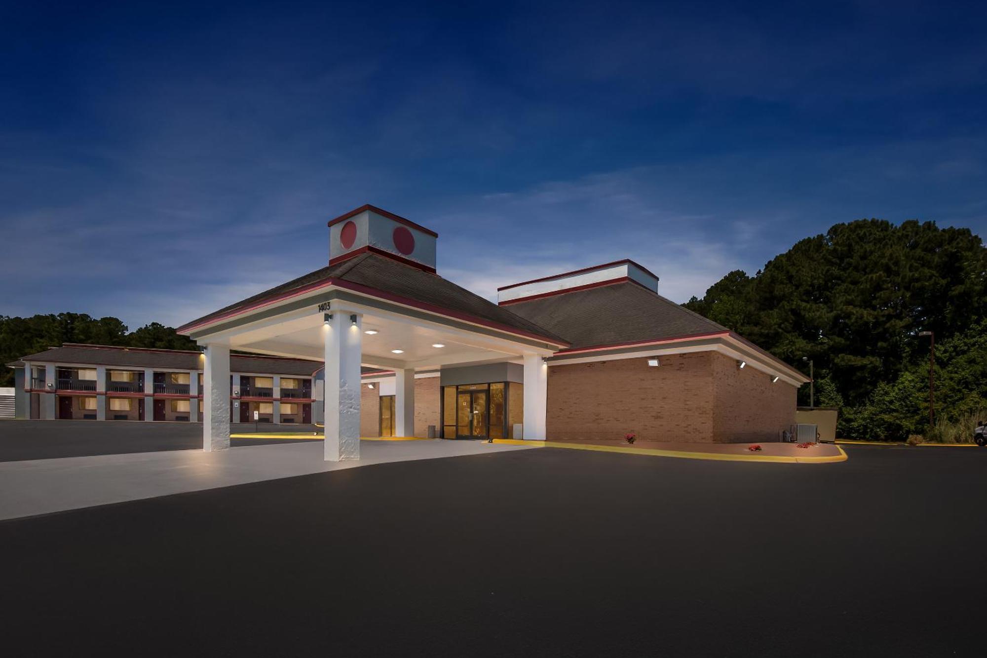 Lodge Econo Nc *
